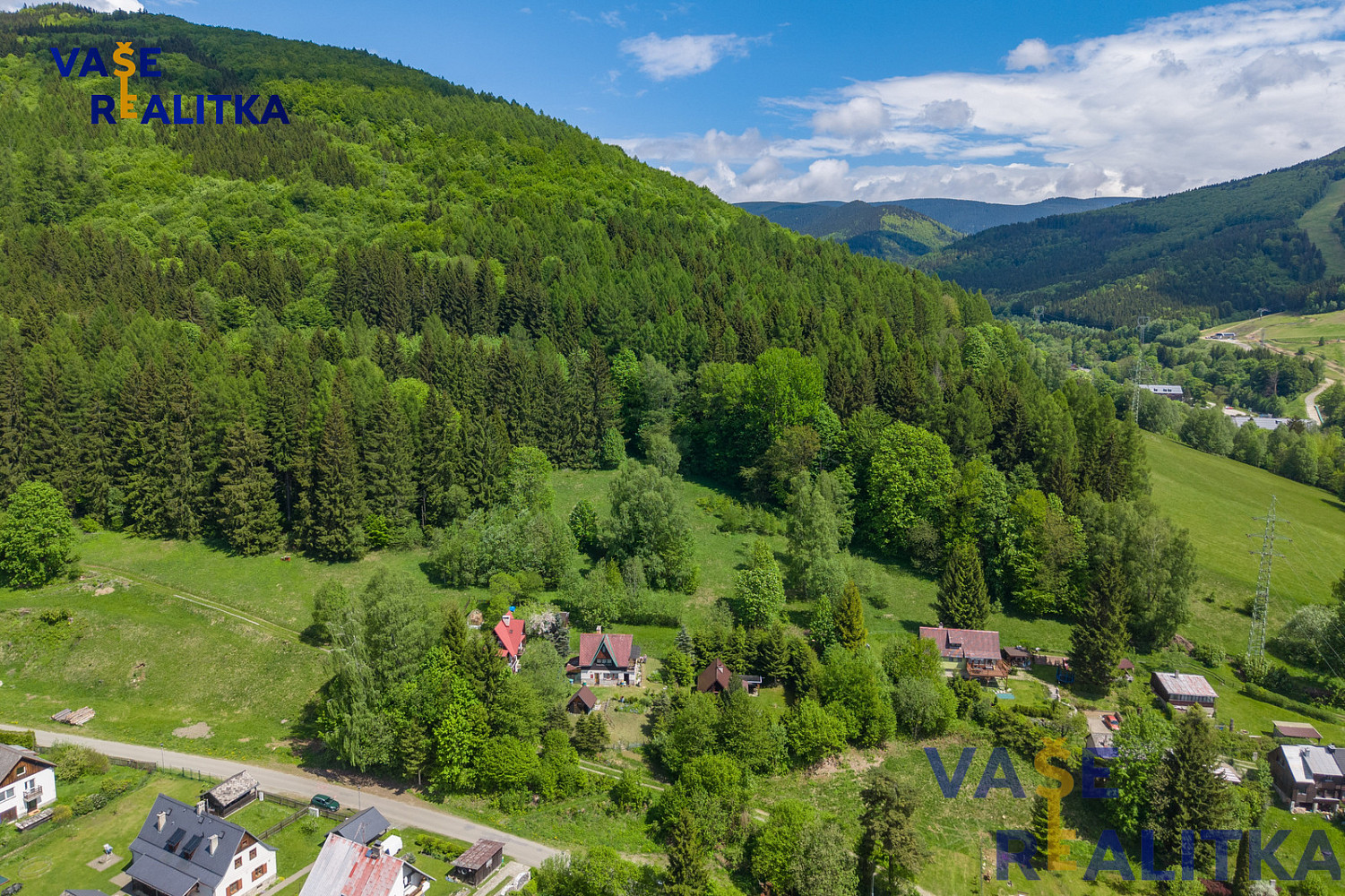 Prodej stavebního pozemku 2 884 m² – pohled 4