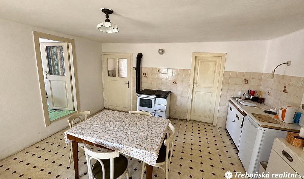 Prodej domu 60 m² s pozemkem 422 m², Domanín – náhled fotky 3