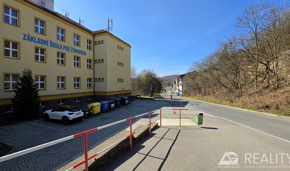 Prodej bytu 3+kk 88 m², Praha – náhled fotky 37