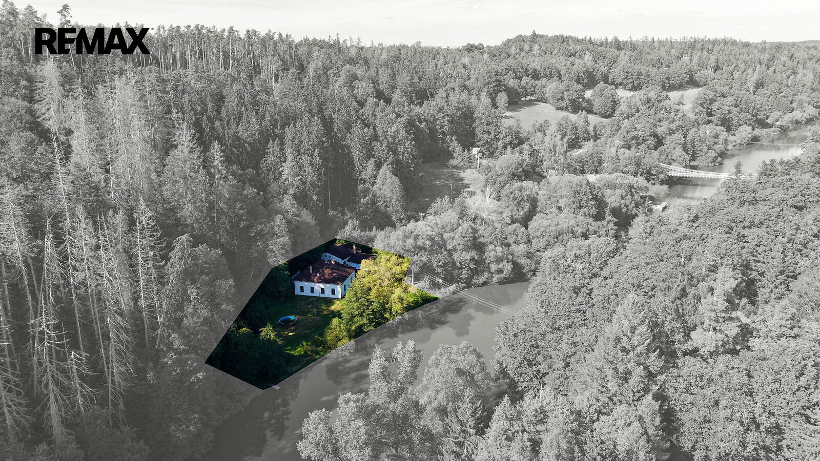 Prodej ubytovacího objektu 210 m² – fotografie 3