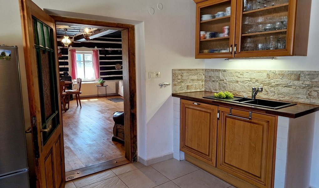 Prodej domu 316 m² s pozemkem 635 m², Benešov u Semil – náhled fotky 10