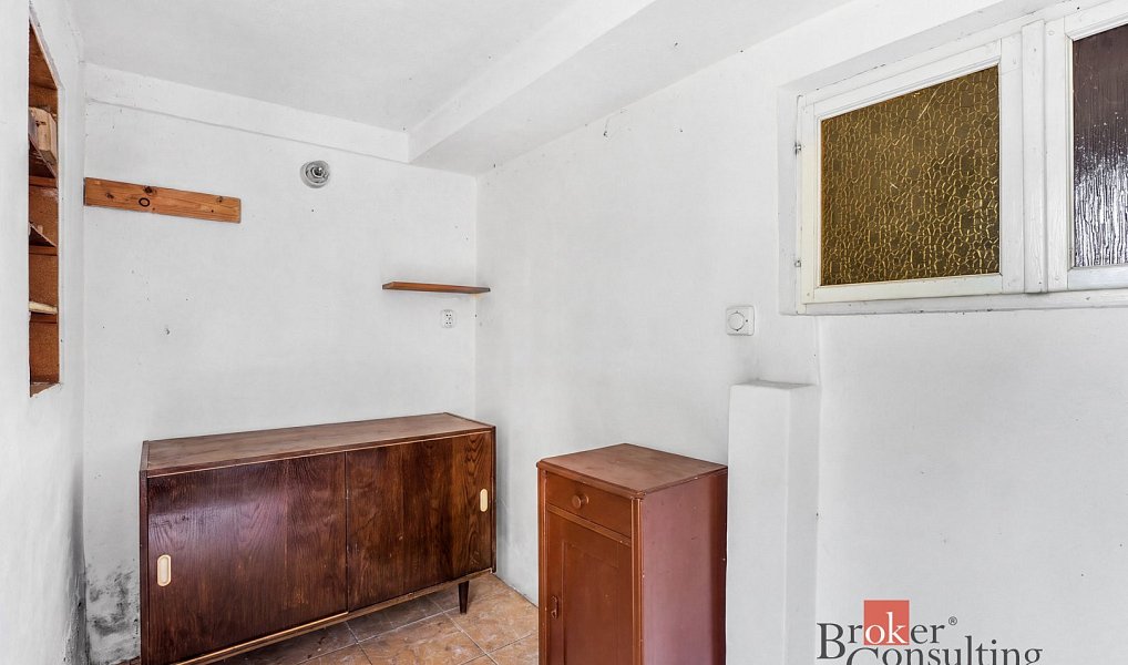 Prodej domu 184 m² s pozemkem 1 352 m², Kunratice u Cvikova – náhled fotky 37