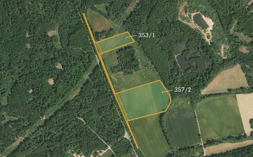 Prodej pole 51 824 m², Stéblová, okres Pardubice