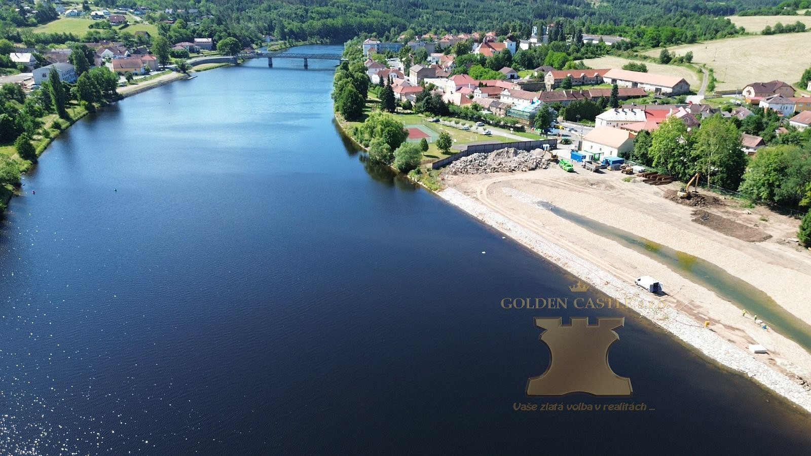 Prodej domu 200 m² s pozemkem 1 009 m² – fotografie 4