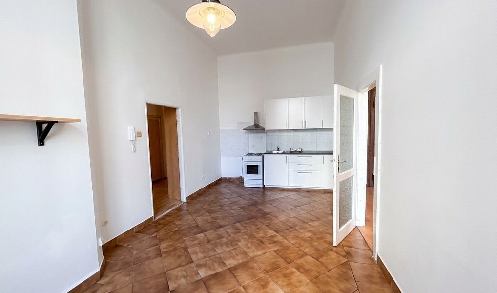 Pronájem bytu 3+1 103 m², Praha – náhled fotky 2
