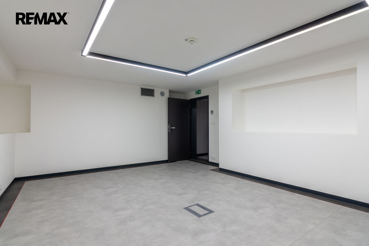 Pronájem obchodních prostor 198 m² – fotografie 4