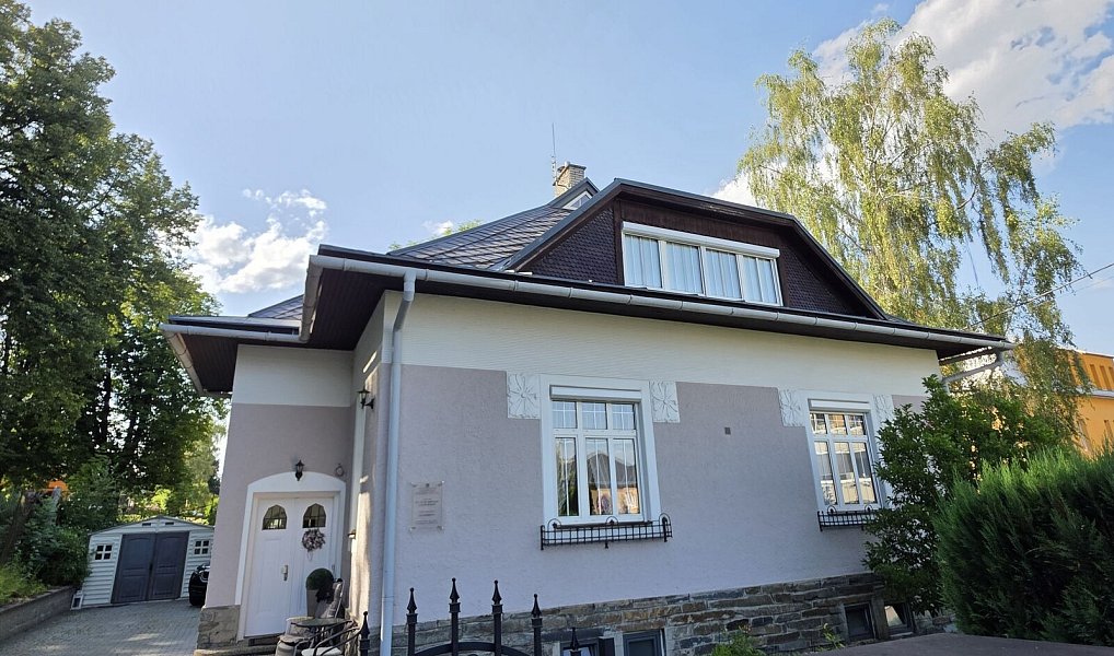 Prodej domu 240 m² s pozemkem 574 m², Rýmařov – náhled fotky 2