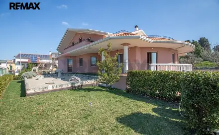 Prodej domu 800 m² s pozemkem 400 m², Castel Frentano, Province of Chieti, Itálie