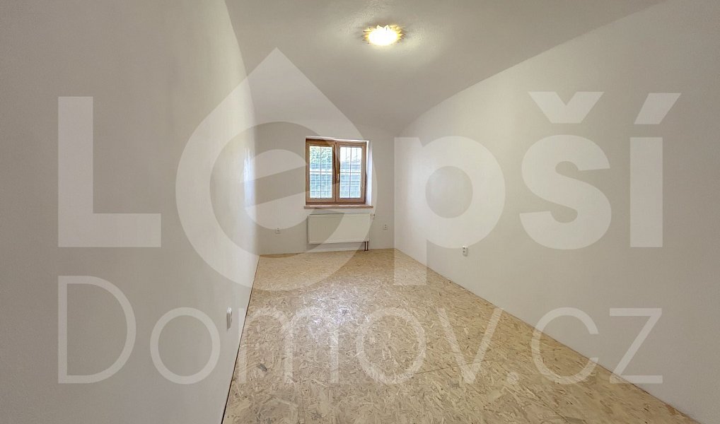 Prodej domu 315 m² s pozemkem 1 120 m², Jeseník – náhled fotky 14