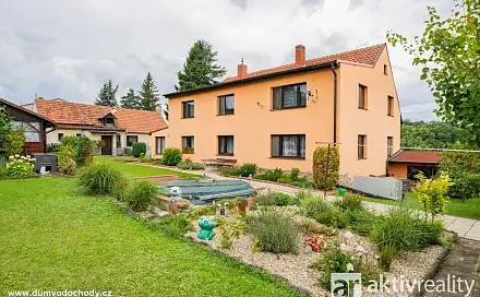 Prodej domu 225 m² s pozemkem 904 m², Vodochody, okres Praha-východ