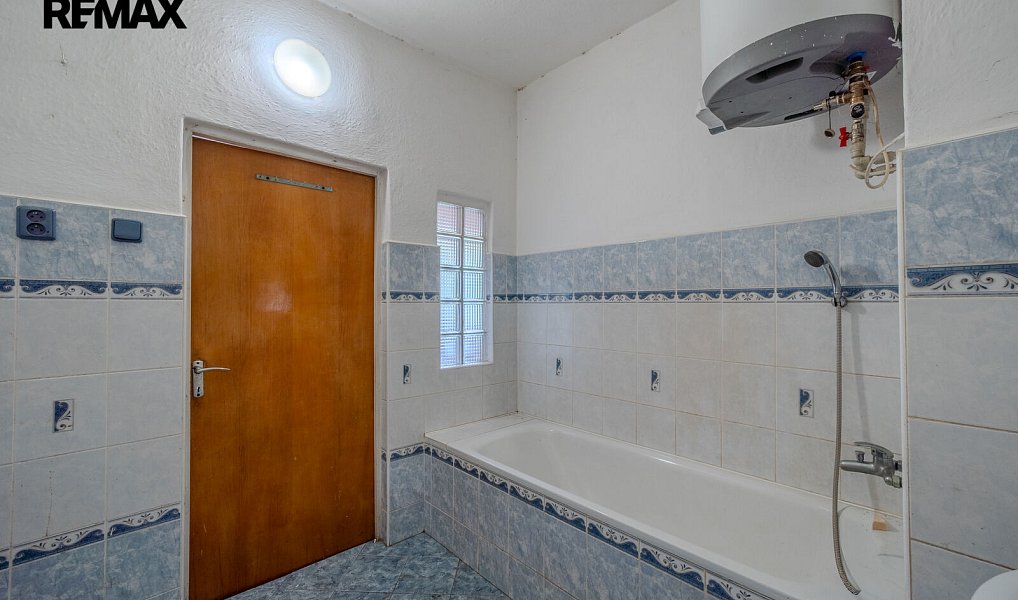 Prodej domu 240 m² s pozemkem 517 m², Jílové u Držkova – náhled fotky 17