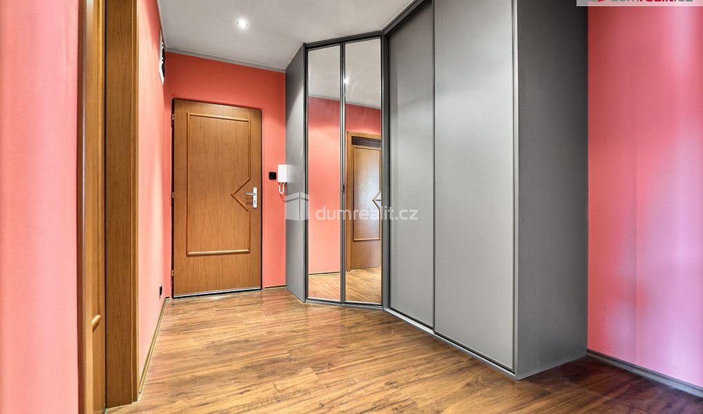 Prodej bytu 3+kk 67 m², Nová Role – náhled fotky 12