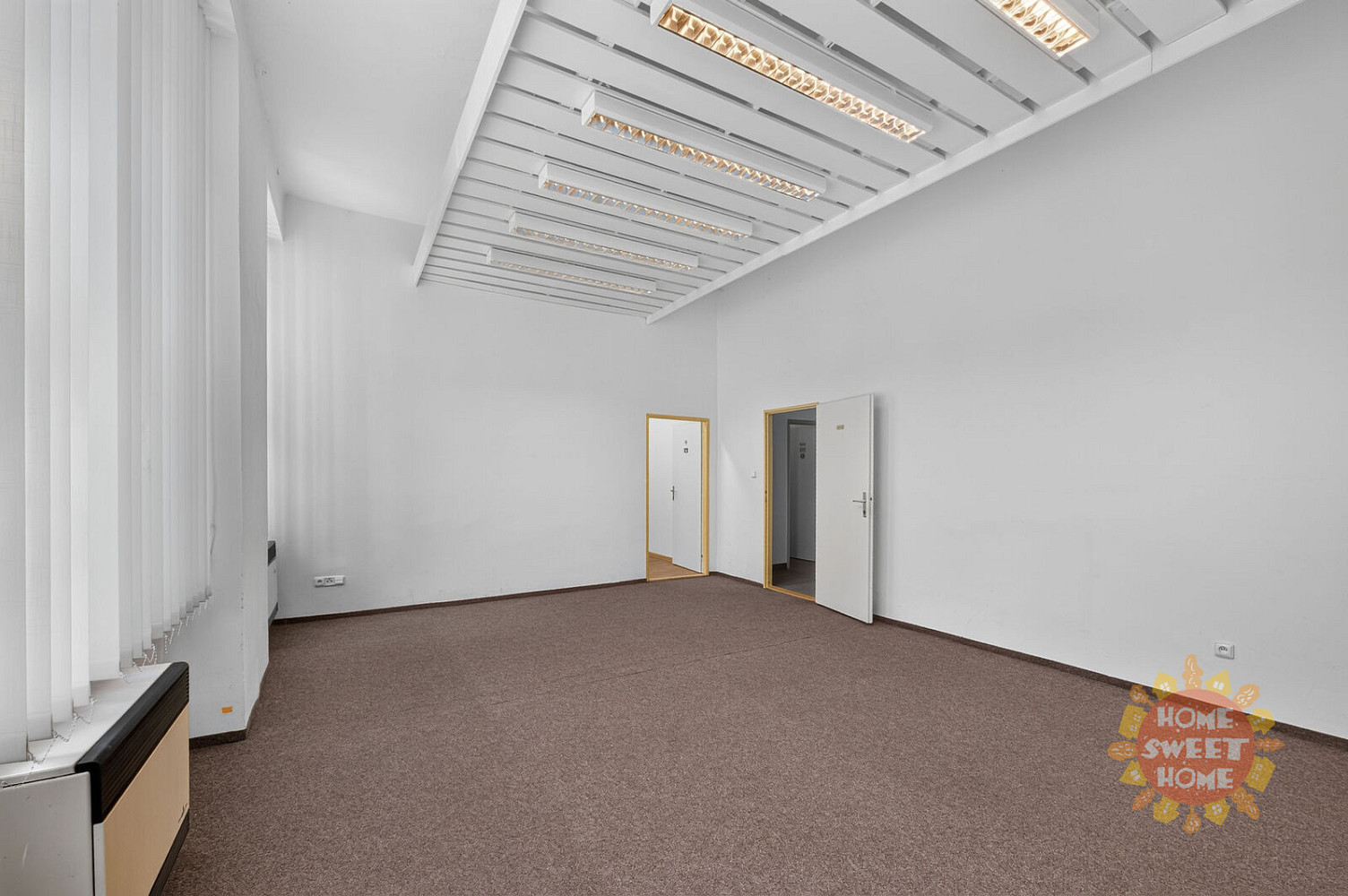 Pronájem kanceláře 83 m² – fotografie 2