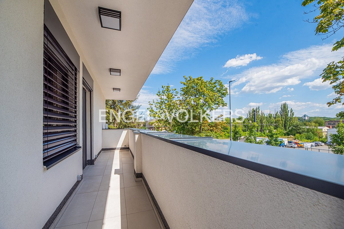 Pronájem domu 120 m² s pozemkem 180 m² — photo 3