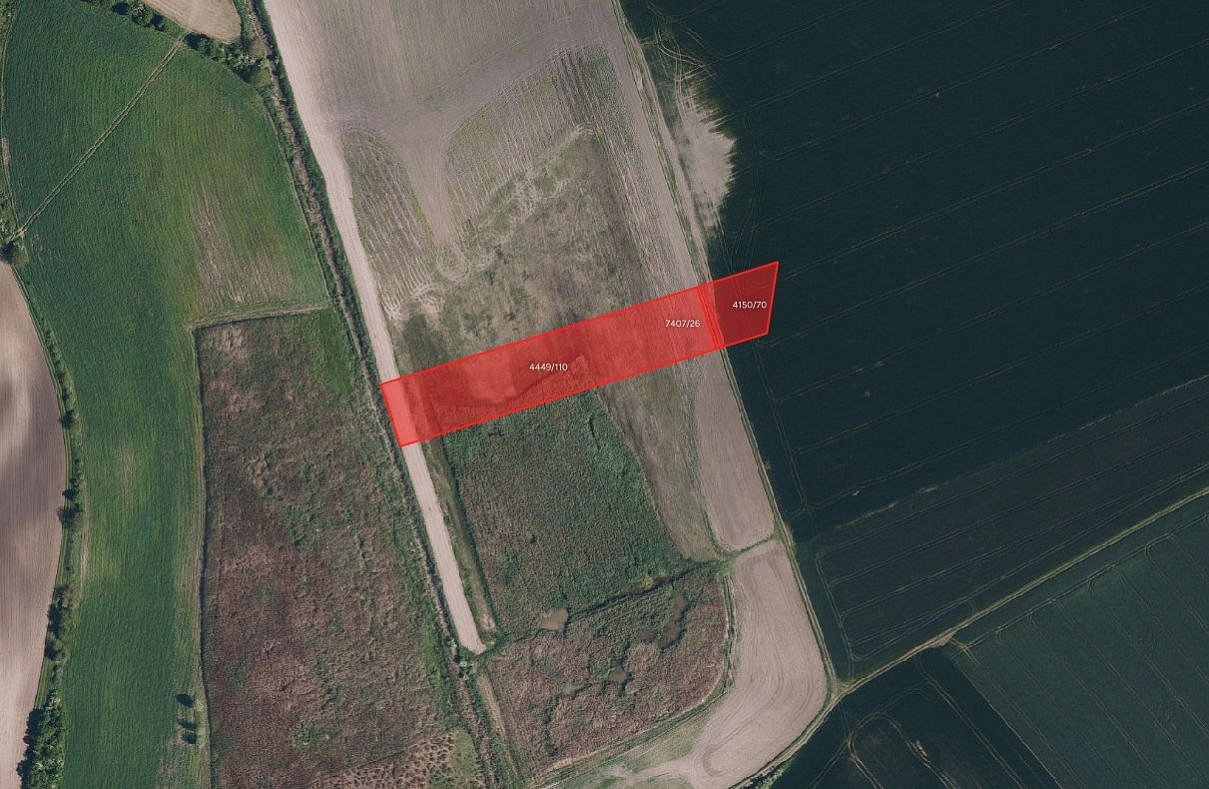Prodej pole 7 145 m²