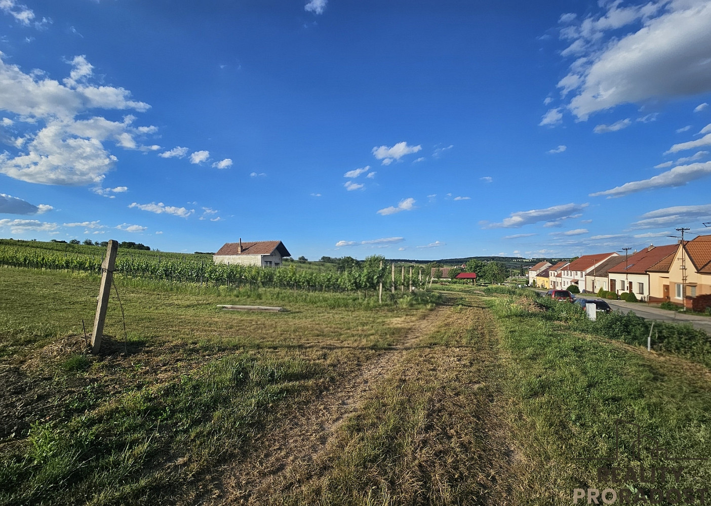 Prodej stavebního pozemku 814 m² — photo 3
