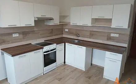 Pronájem bytu 1+1 35 m²