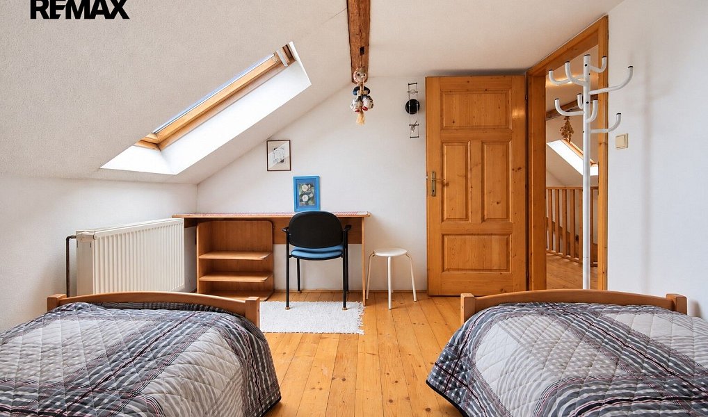Prodej domu 168 m² s pozemkem 440 m², Zahrádky – náhled fotky 29