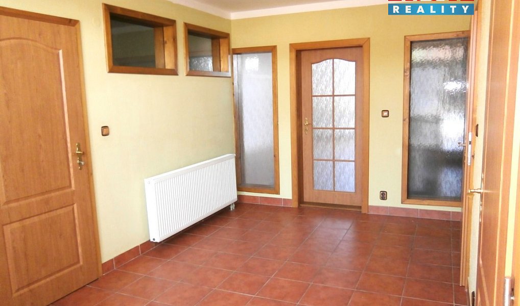 Prodej domu 218 m² s pozemkem 279 m², Lenešice – náhled fotky 7