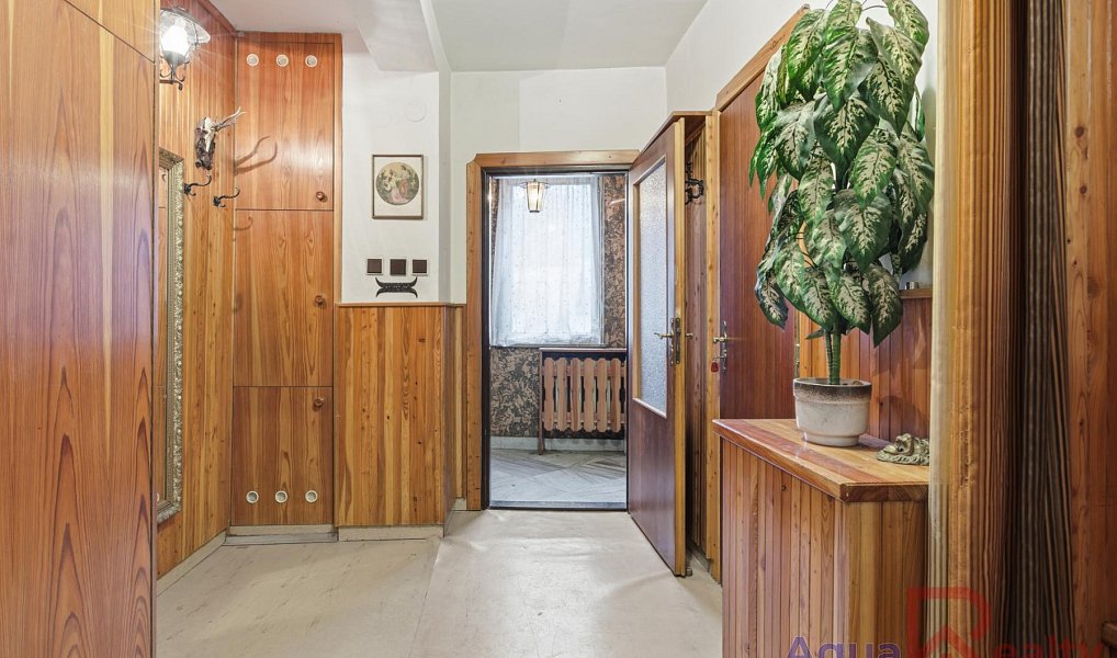 Prodej domu 290 m² s pozemkem 1 076 m², Karlovy Vary – náhled fotky 3