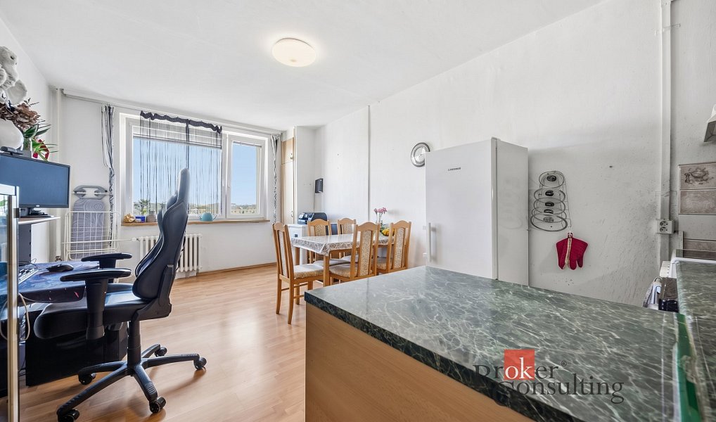 Pronájem bytu 2+kk 47 m², Hradec Králové – náhled fotky 2
