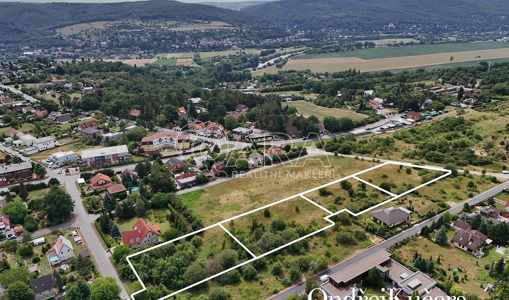 Prodej stavebního pozemku 1 593 m², Černošice – náhled fotky 3