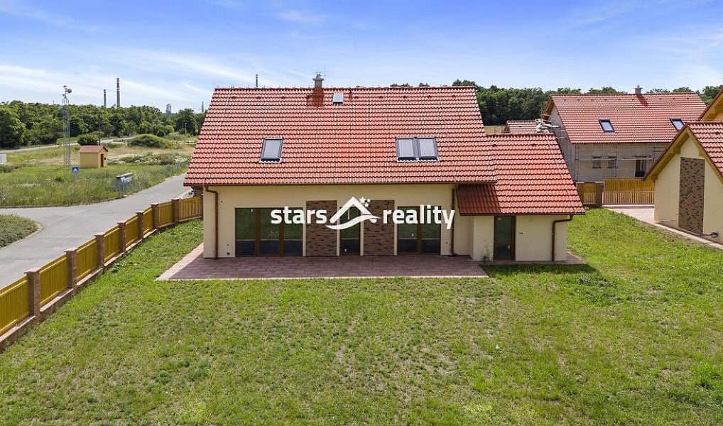 Prodej domu 179 m² s pozemkem 676 m², Veltrusy – náhled fotky 2
