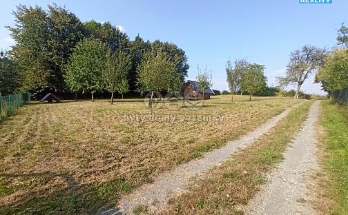 Prodej stavebního pozemku 1 415 m², Milenov, okres Přerov