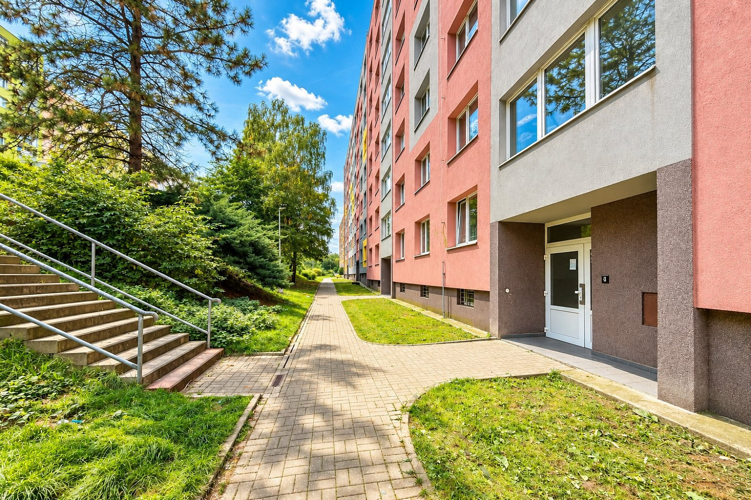Prodej bytu 2+1 58 m² – fotografie 2