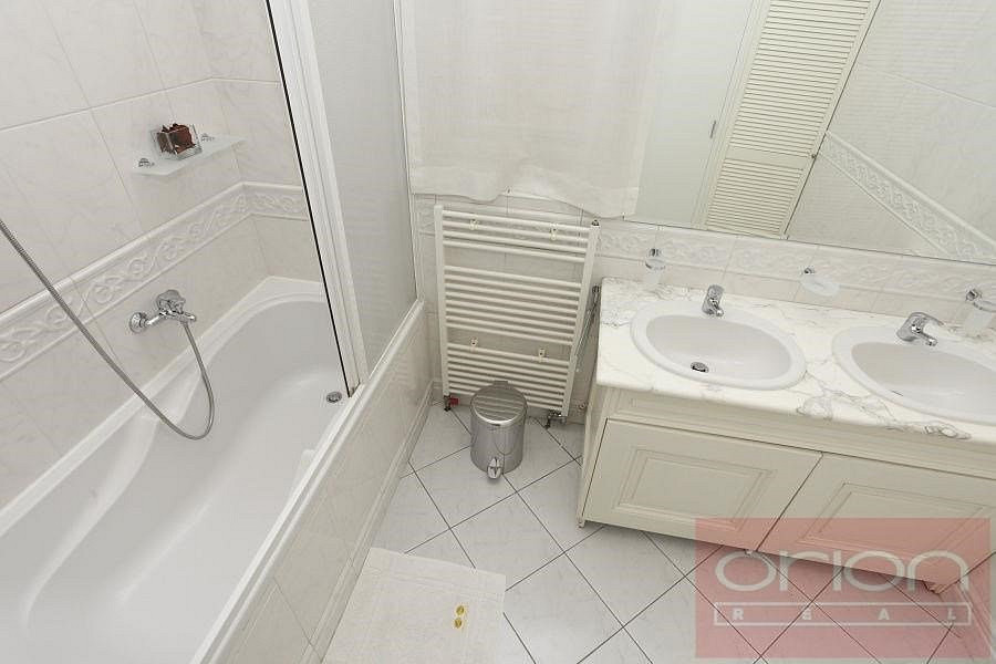 Pronájem bytu 4+kk 122 m² — photo 4