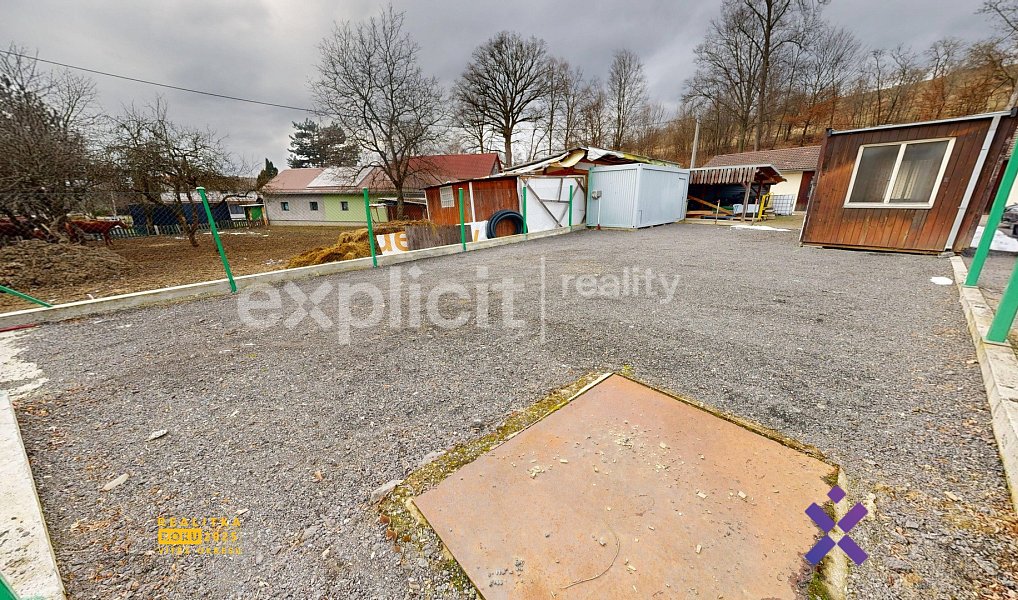 Pronájem komerčního pozemku 200 m², Neubuz – náhled fotky 4