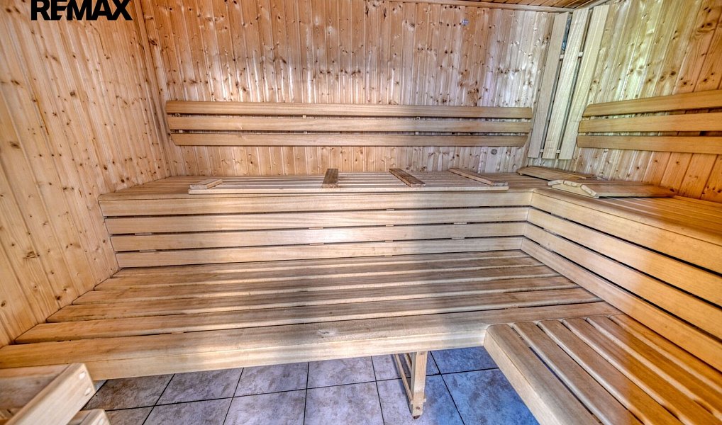 Prodej domu 215 m² s pozemkem 987 m², Radvanice – náhled fotky 6