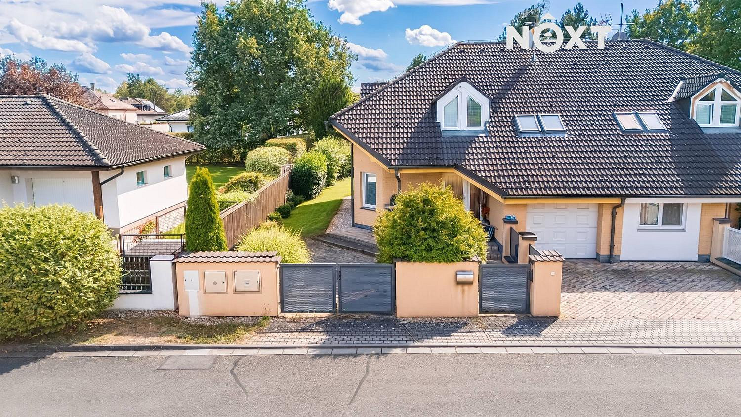 Prodej domu 181 m² s pozemkem 511 m² – fotografie 2