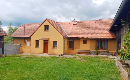 Prodej domu 80 m² s pozemkem 2 320 m², Nerestce - Dolní Nerestce, okres Písek