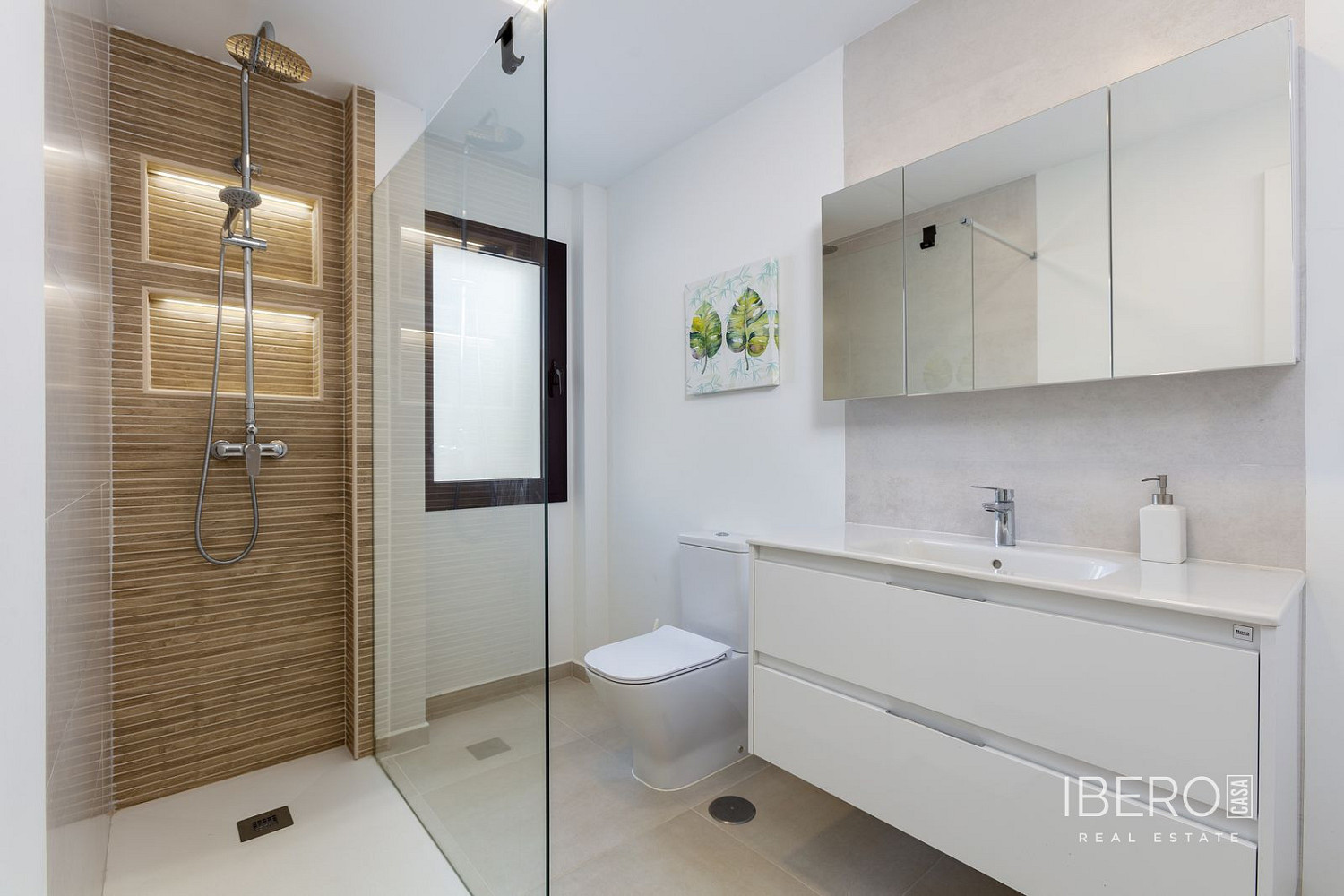 Piso 4+kk – Marbella, Nueva Andalucía - Más