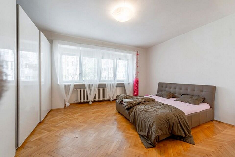 Pronájem bytu 3+1 115 m² — photo 3