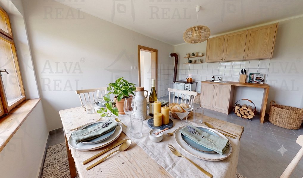 Prodej domu 370 m² s pozemkem 2 690 m², Stavěšice – náhled fotky 13