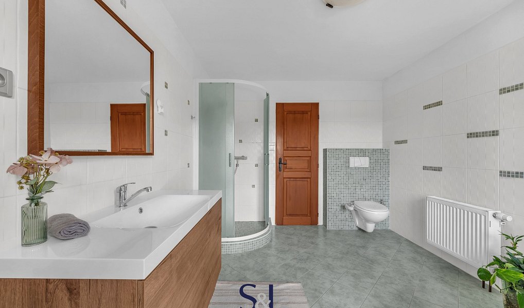 Prodej domu 245 m² s pozemkem 973 m², Nový Bor – náhled fotky 13