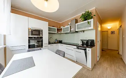 Pronájem bytu 3+1 73 m², Uherské Hradiště