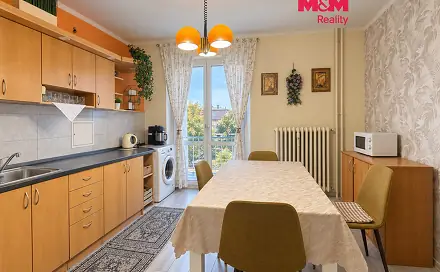 Prodej bytu 2+1 57 m², tř. Budovatelů, Most