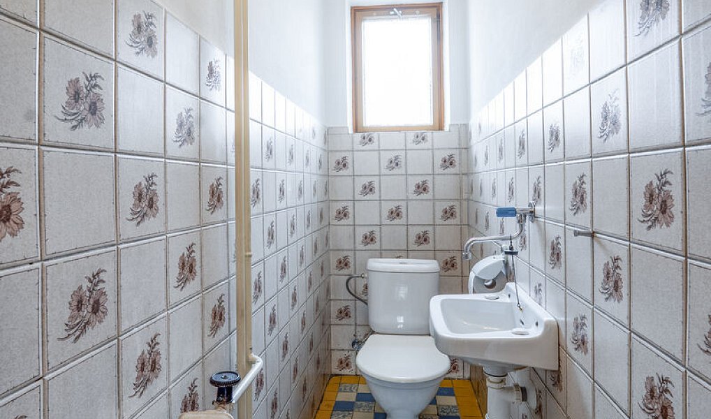 Prodej domu 210 m² s pozemkem 142 m², Vimperk – náhled fotky 11