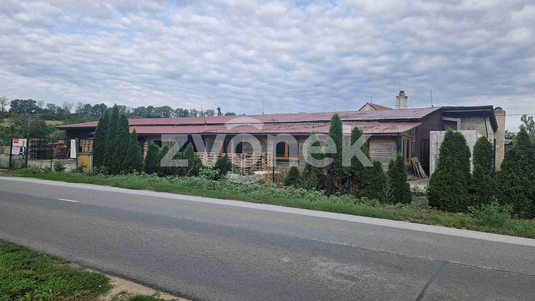 Prodej výrobních prostor 2 890 m² – fotografie 2