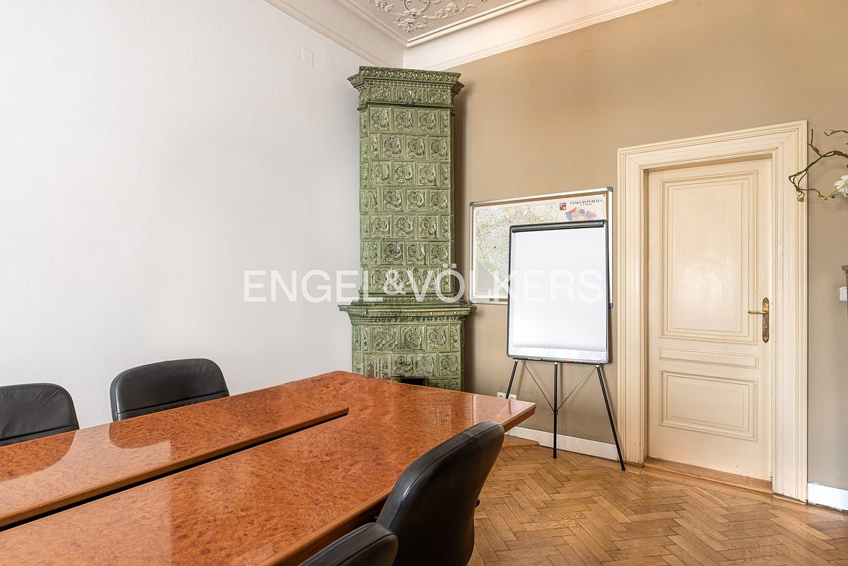 Pronájem kanceláře 169 m² – fotografie 5