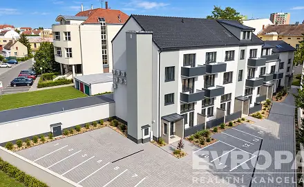 Pronájem bytu 1+kk 31 m², Za Bankou, Břeclav