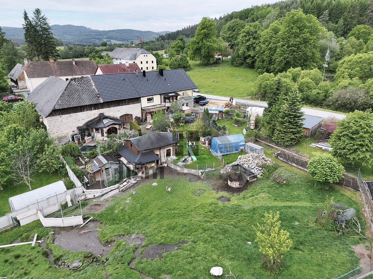 Prodej domu 500 m² s pozemkem 2 856 m² – pohled 4
