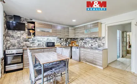 Prodej domu 121 m² s pozemkem 342 m², Měcholupy - Milošice, okres Louny