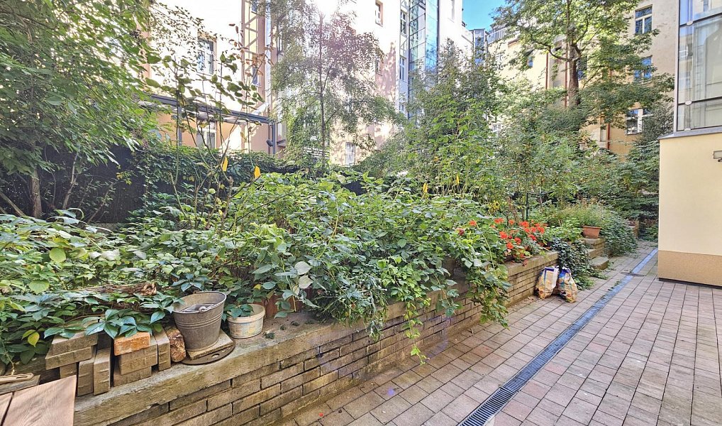 Pronájem bytu 2+kk 35 m², Praha – náhled fotky 27