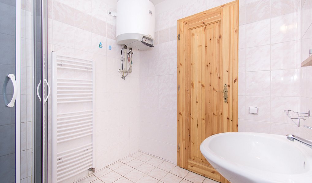 Prodej nájemního domu, činžáku 550 m², Heřmaničky – náhled fotky 17