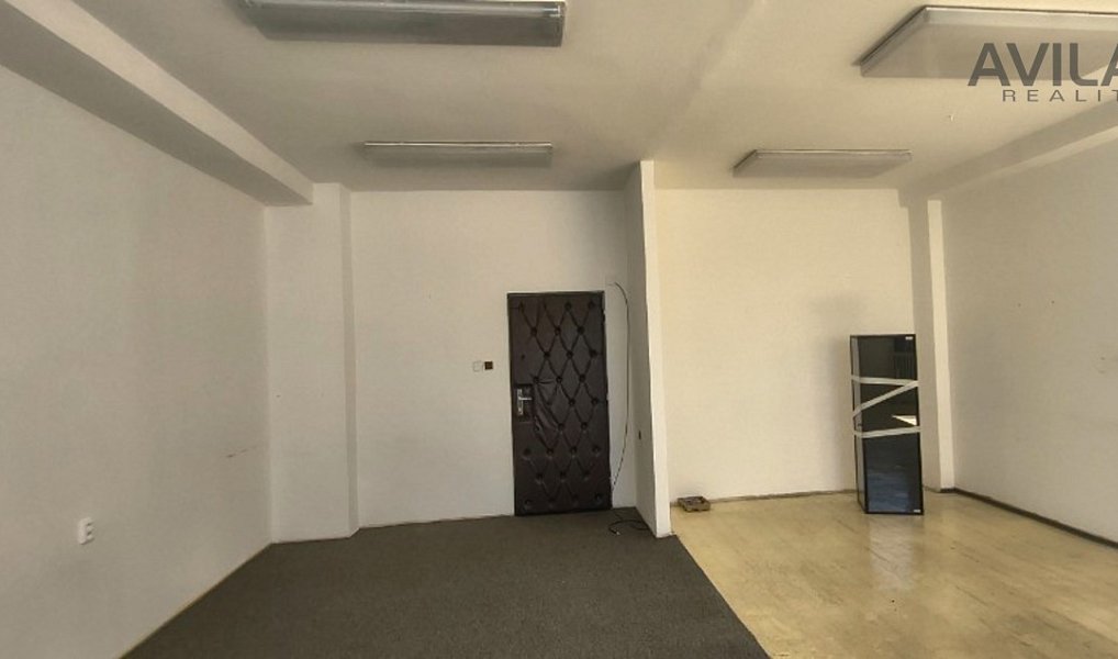 Pronájem kanceláře 38 m², Benešov – náhled fotky 2