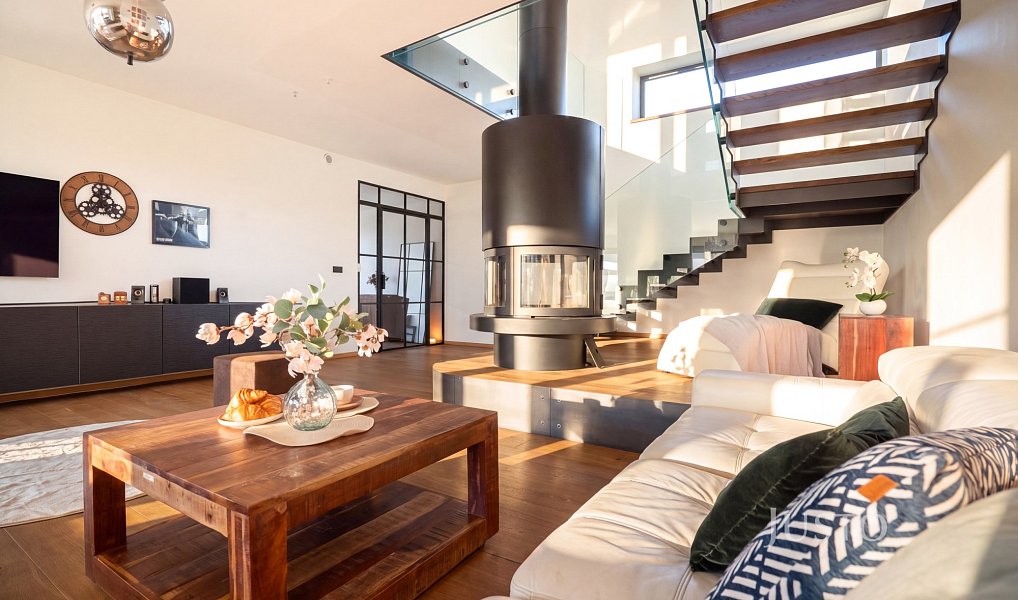 Prodej domu 349 m² s pozemkem 1 385 m², Ohrobec – náhled fotky 7
